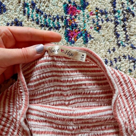 Heart & Hips Halter Top Size Medium Striped Pink & White - Picture 2 of 2